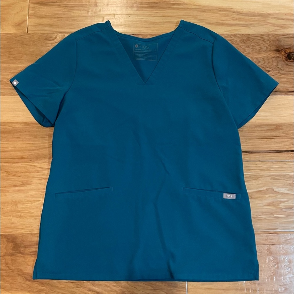 Figs Women's Teal Top